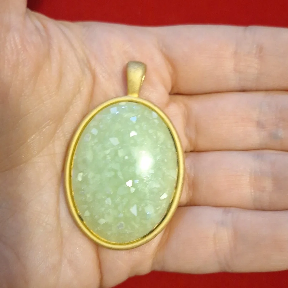 Mint Confetti Pendant - Picture 3 of 3